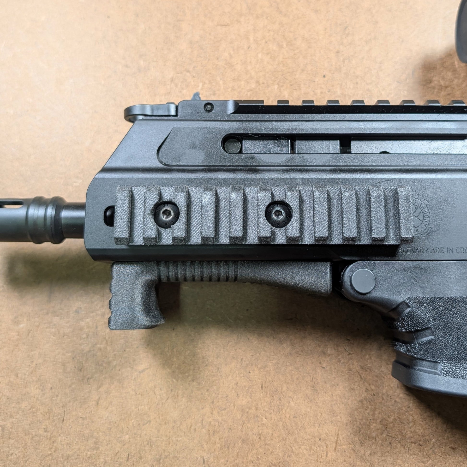 Springfield Kuna M-LOK to Picatinny rail adapter for firearm accessories