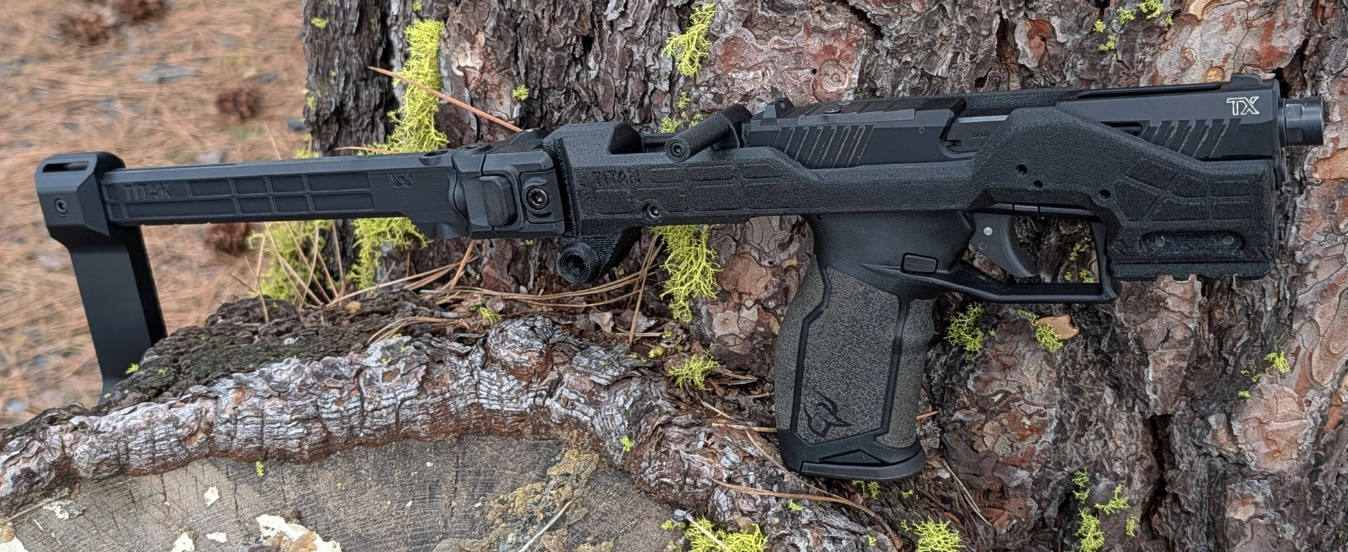 Taurus TX22 Spectre chassis with optic mount and folding arm brace for improved control and portability